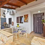 House Stinjan 2148