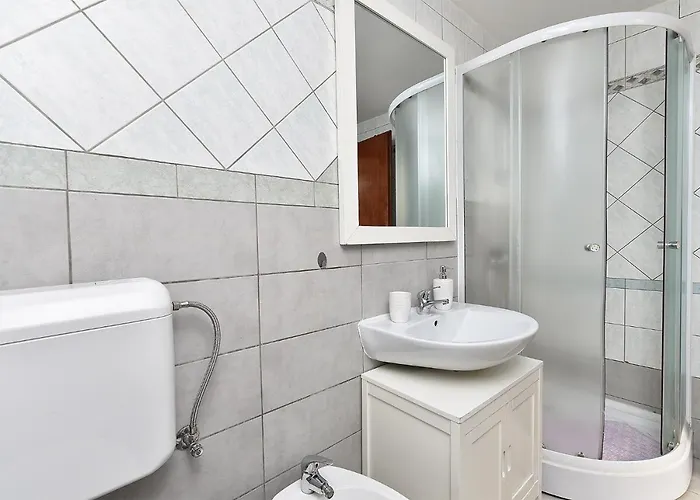 Ferienhaus House Stinjan 2148