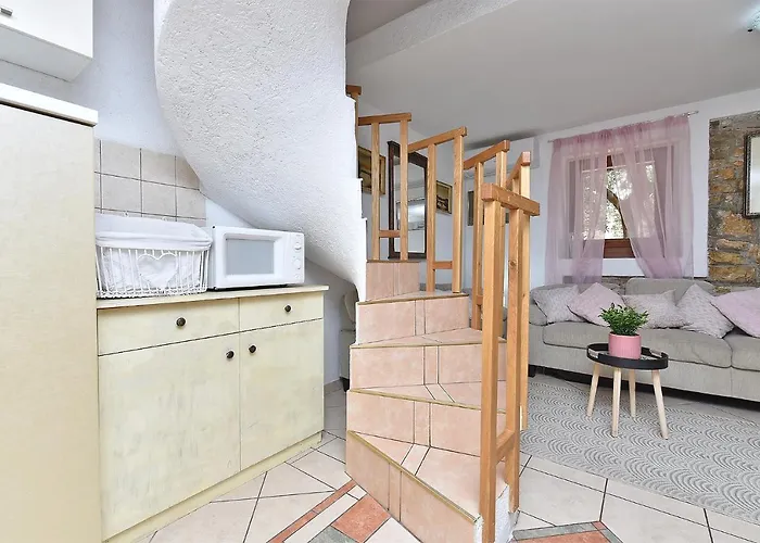 House Stinjan 2148 Pula