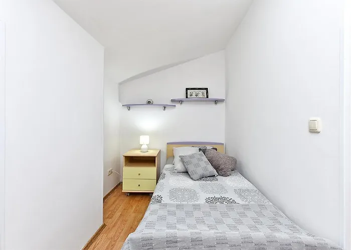 House Stinjan 2148 Ferienhaus